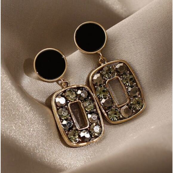 Crystal Drop Earrings - Picture 1 of 2